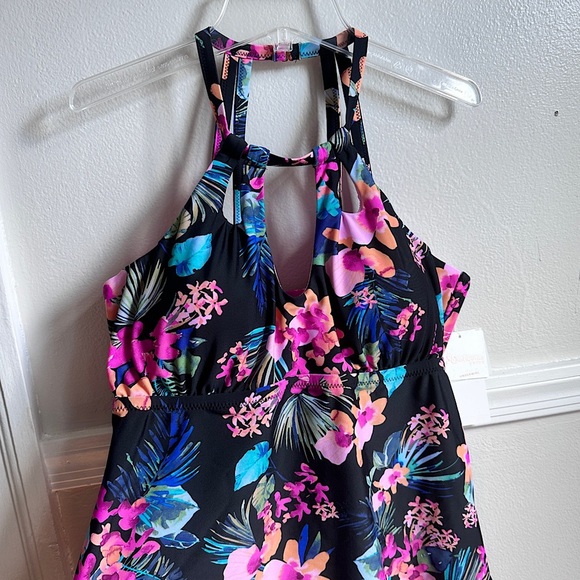 Raisins Curve Women's Plus Rosalie Poolside Underwire Tankini Swimsuit Top 14W - Picture 14 of 17